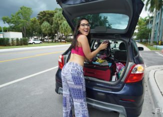 Xaya Lovelle Is A Hippie Chick That Will Fuck To Get Her Car Fixed