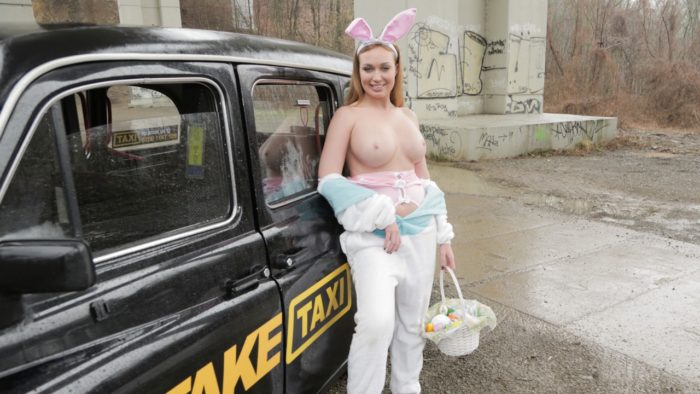 liza-billberry-banging-the-easter-bunny