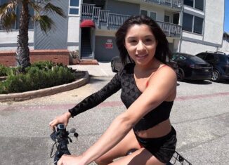 Mickey Violet Sucks A Dick In A Public Toilet