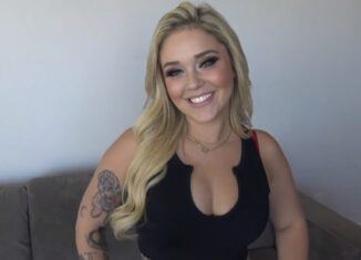 Kali Roses Sextape at Home