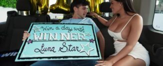 Luna Star Mega Fan Wins a Ride