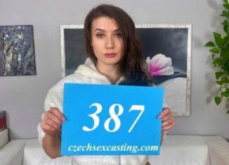 Nicole Black Hard anal sex during a casting photoshoot