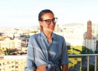 Gigi Gigi, 28 years old, manager of a clothing store