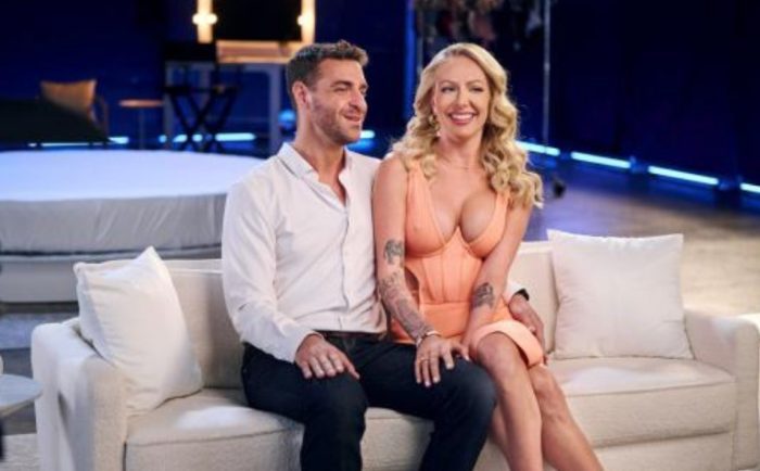 Victoria Rey Cute Blonde Hotwife Gets Fucked Doggystyle