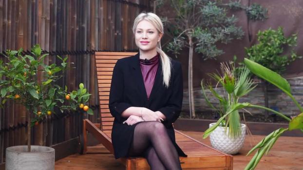 Anastasia 25 years old, medical secretary in Reims Anastasia 25 years old, medical secretary in Reims