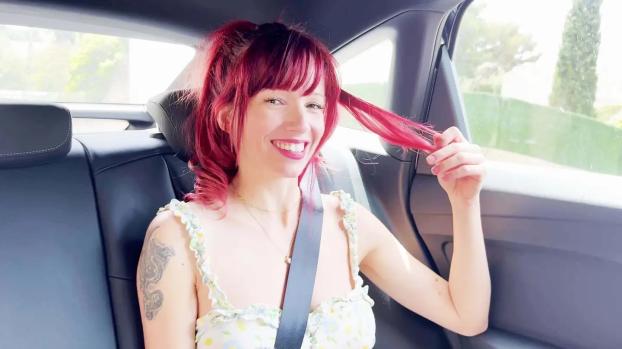 Chaarlène Chaarlène savors her meeting with two men