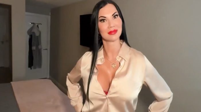 Jasmine Jae Stepmom