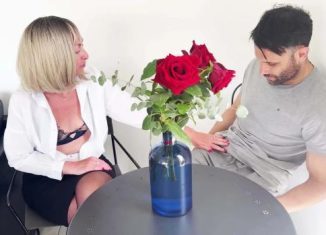 Lena Lena finds an arrangement in her own way