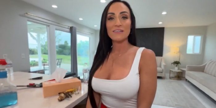 Alyssia Vera Brunette MILF Hard Fuck on Couch