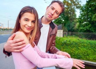 Baby Dahl Shy babe turns sweaty wild