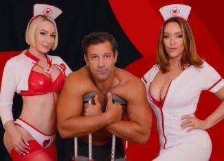 Rachel Steele, Mellanie Monroe MILF