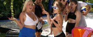 Elana Bunnz Big Digs And Sloppy Sets