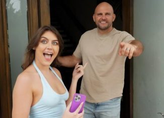 Selina Bentz College Woman Goes To Audition