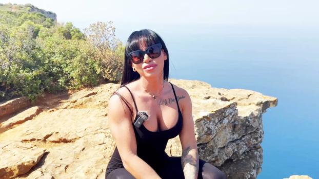 Valentina Valentina, 27 years old, from Paris Valentina Valentina, 27 years old, from Paris