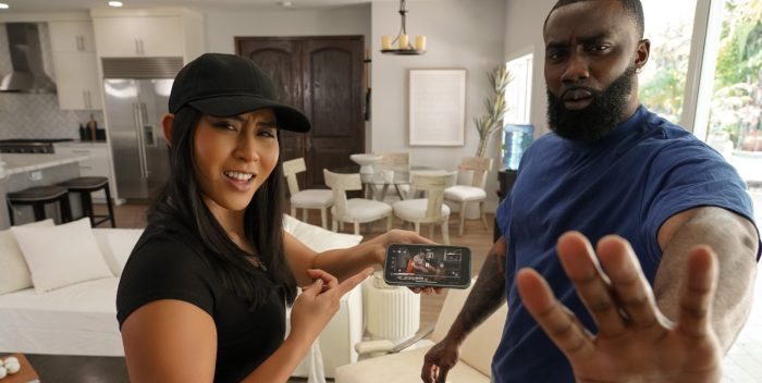 Emerald Loves Special Delivery