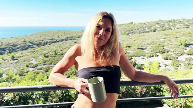 jacquieetmicheltv kleo three tails to satisfy her