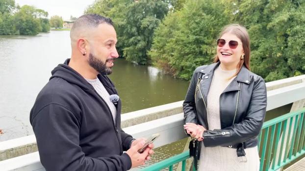 jacquieetmicheltv miss jane 28 years old from paris