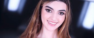 amateurallure julia james from park bench to studio swallow