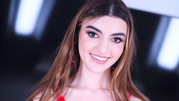 amateurallure julia james from park bench to studio swallow