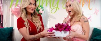 MommysGirl Emma Rosie Andi Avalon Her Favorite Dessert yourdailypornvideos